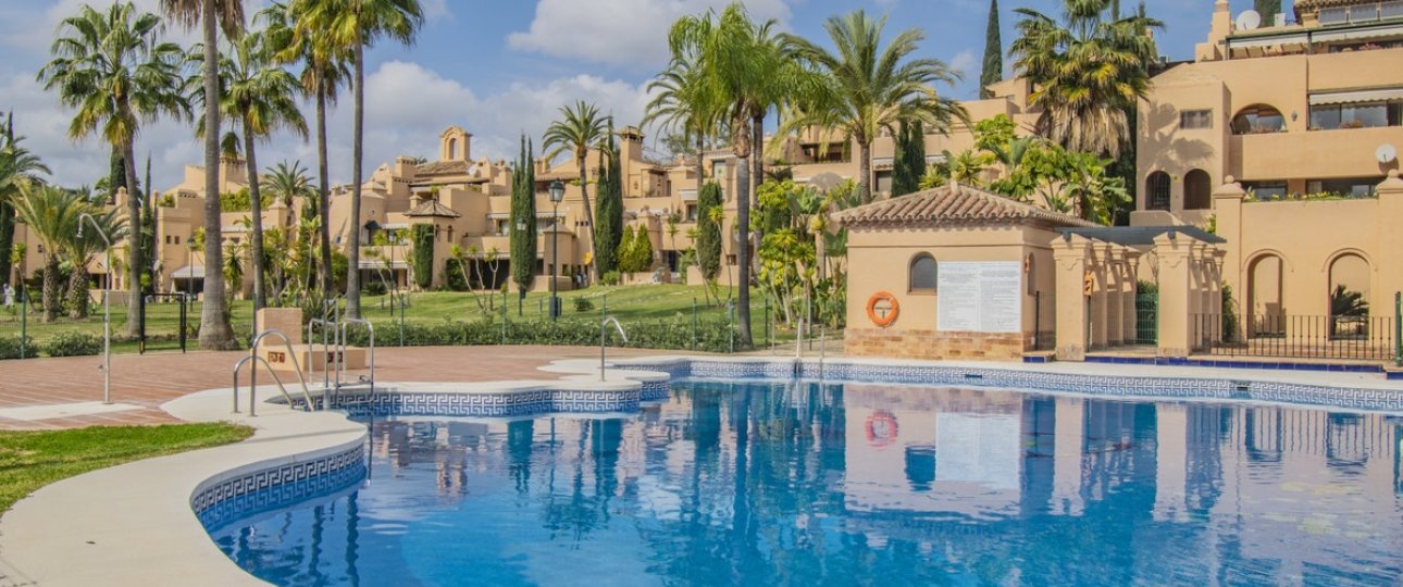 Rynek wtórny - apartment - Estepona - Atalaya