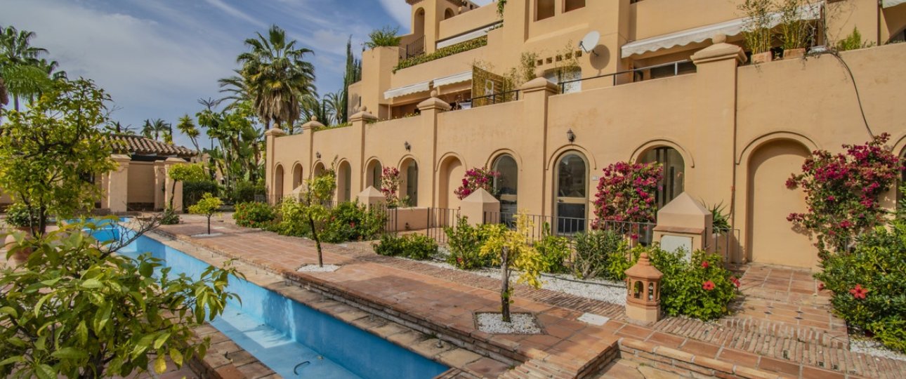 Rynek wtórny - apartment - Estepona - Atalaya