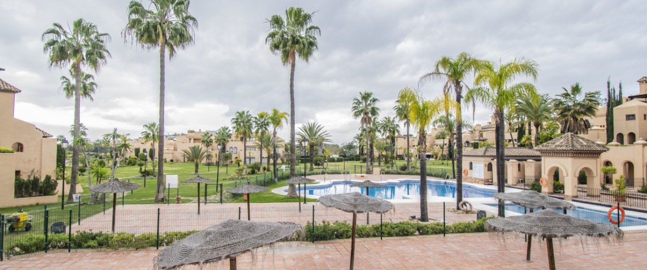 Rynek wtórny - apartment - Estepona - Atalaya