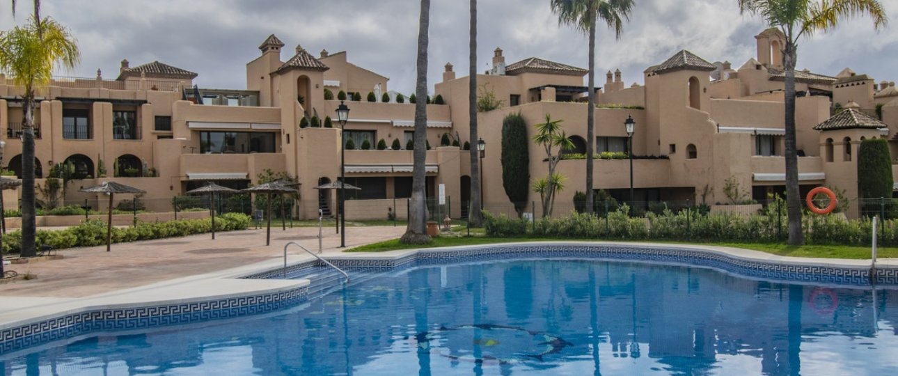 Rynek wtórny - apartment - Estepona - Atalaya