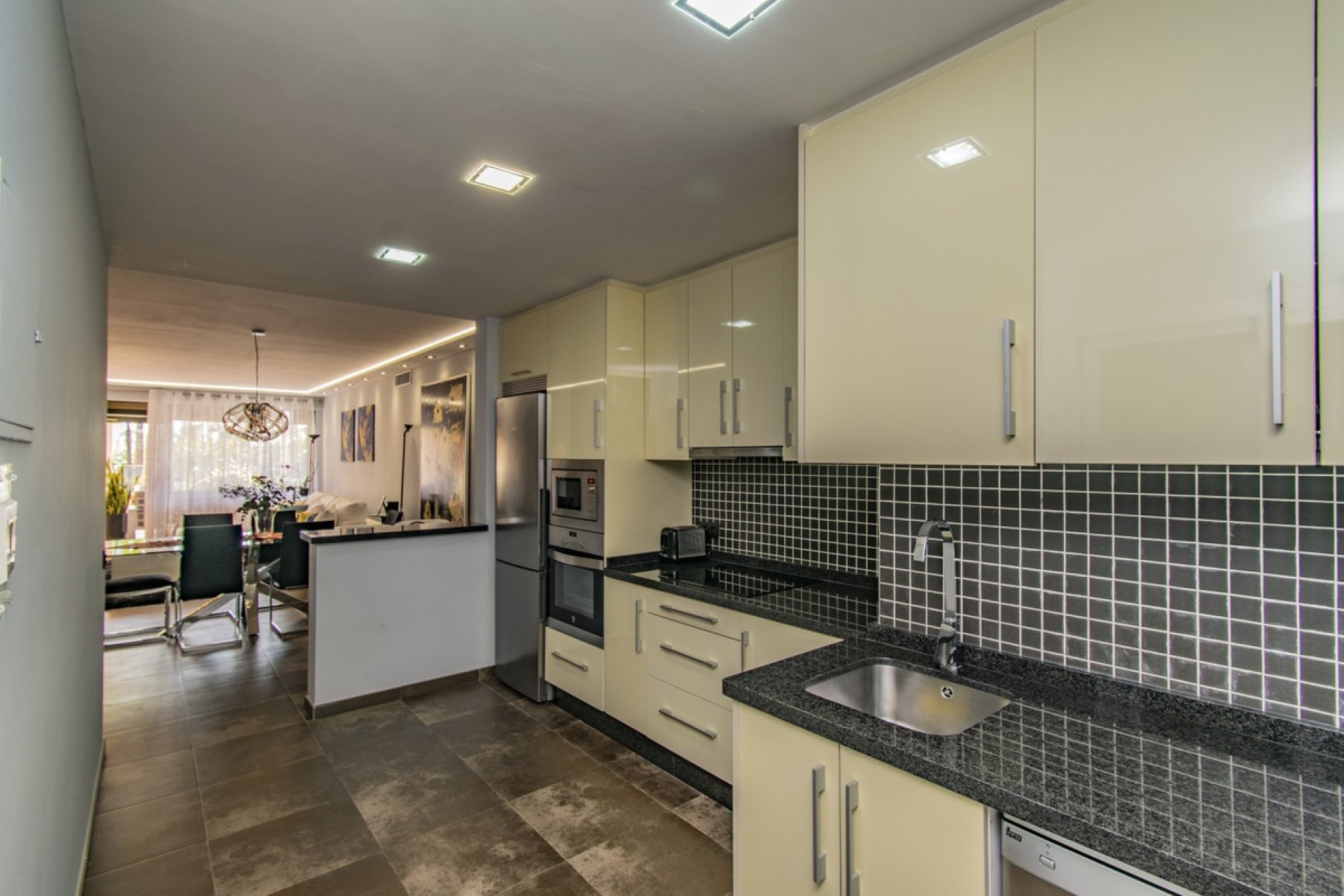Rynek wtórny - apartment - Estepona - Atalaya
