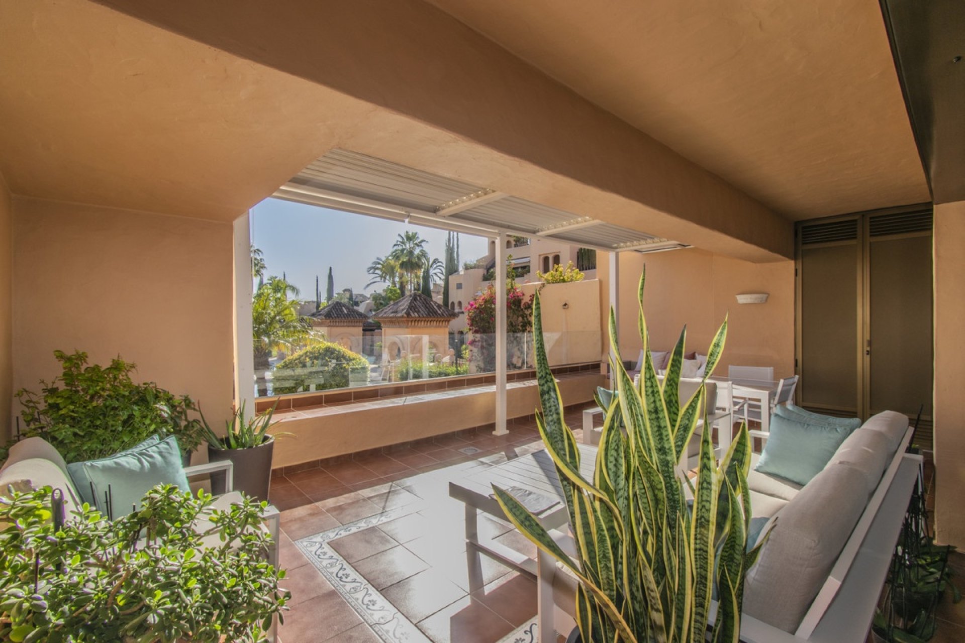 Rynek wtórny - apartment - Estepona - Atalaya