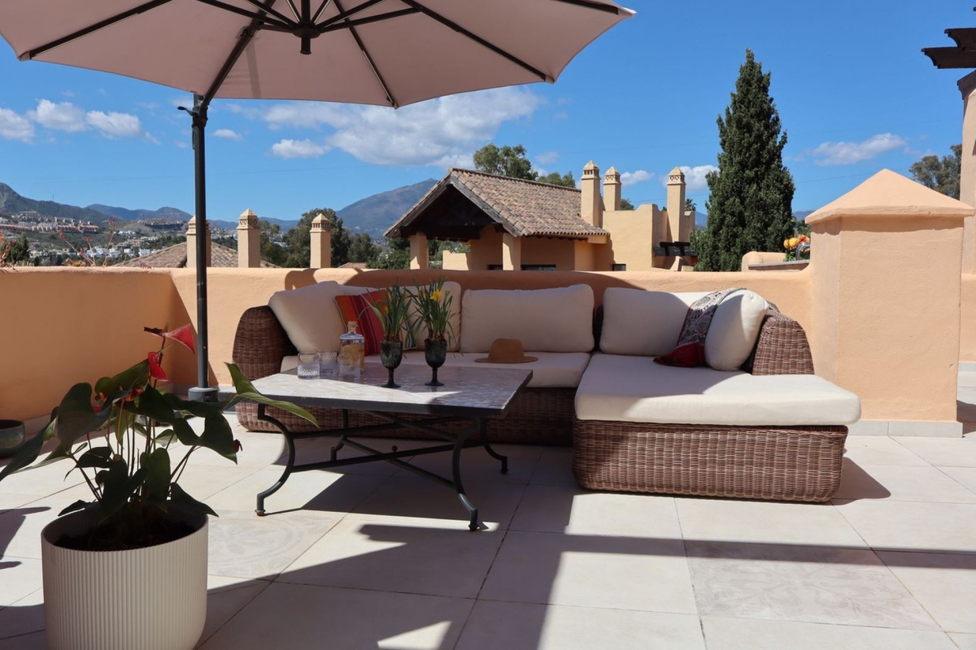 Rynek wtórny - apartment - Estepona - Atalaya