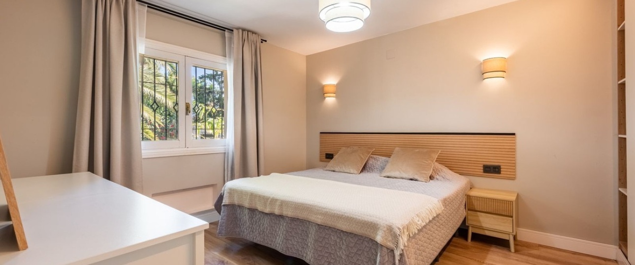 Rynek wtórny - apartment - Estepona - Atalaya