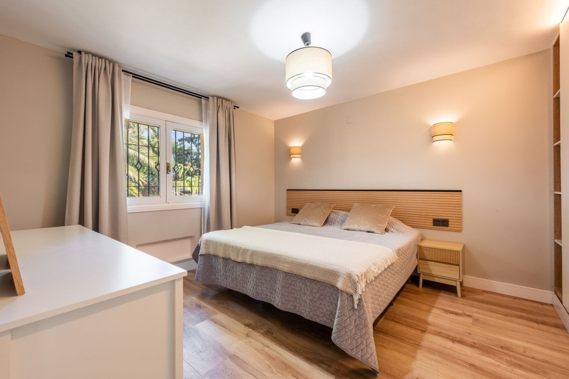 Rynek wtórny - apartment - Estepona - Atalaya
