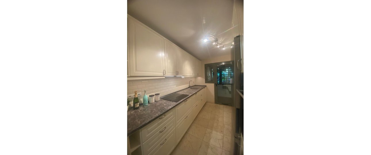 Rynek wtórny - apartment - Estepona - Atalaya