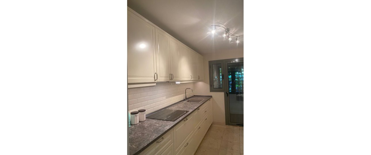 Rynek wtórny - apartment - Estepona - Atalaya