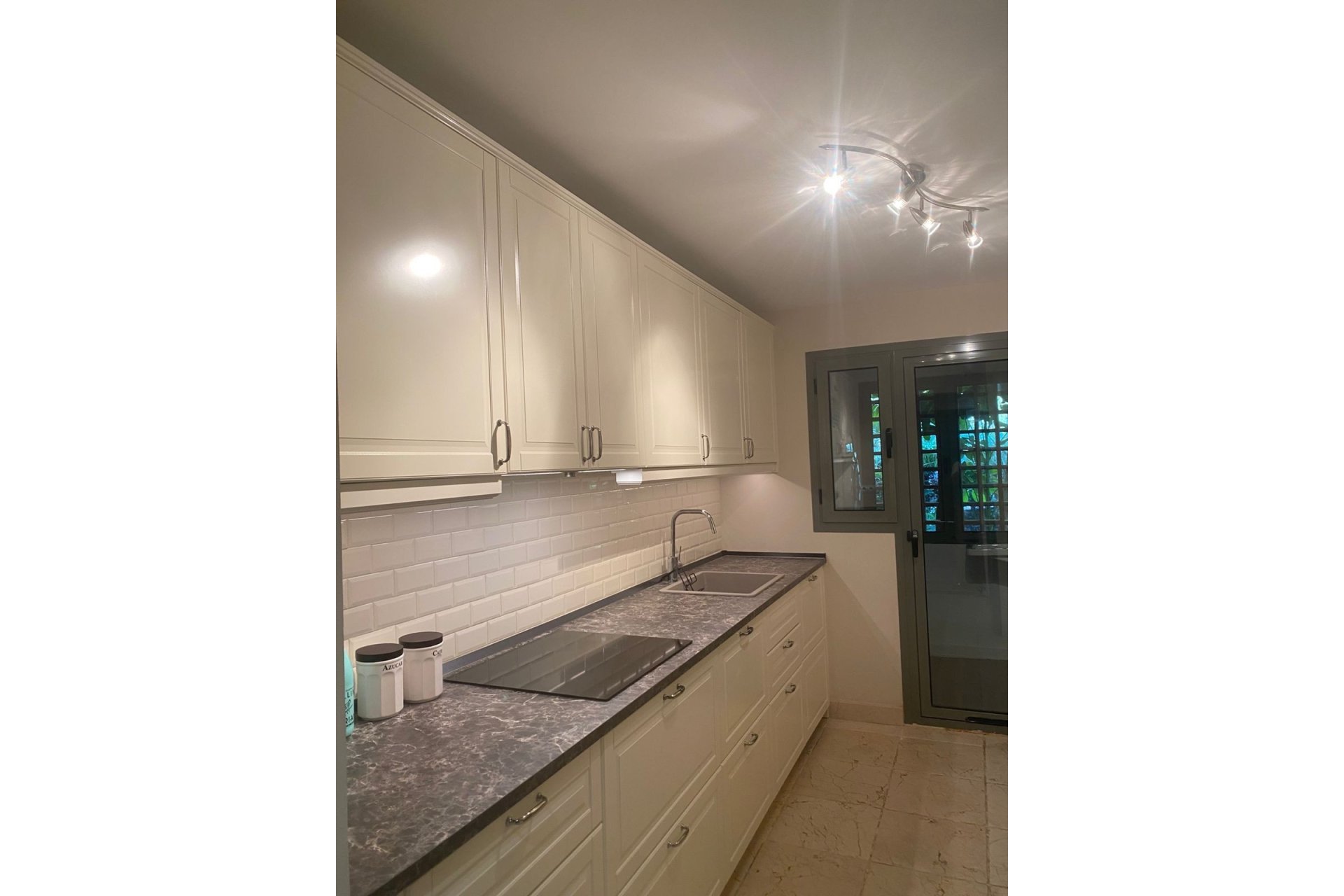 Rynek wtórny - apartment - Estepona - Atalaya