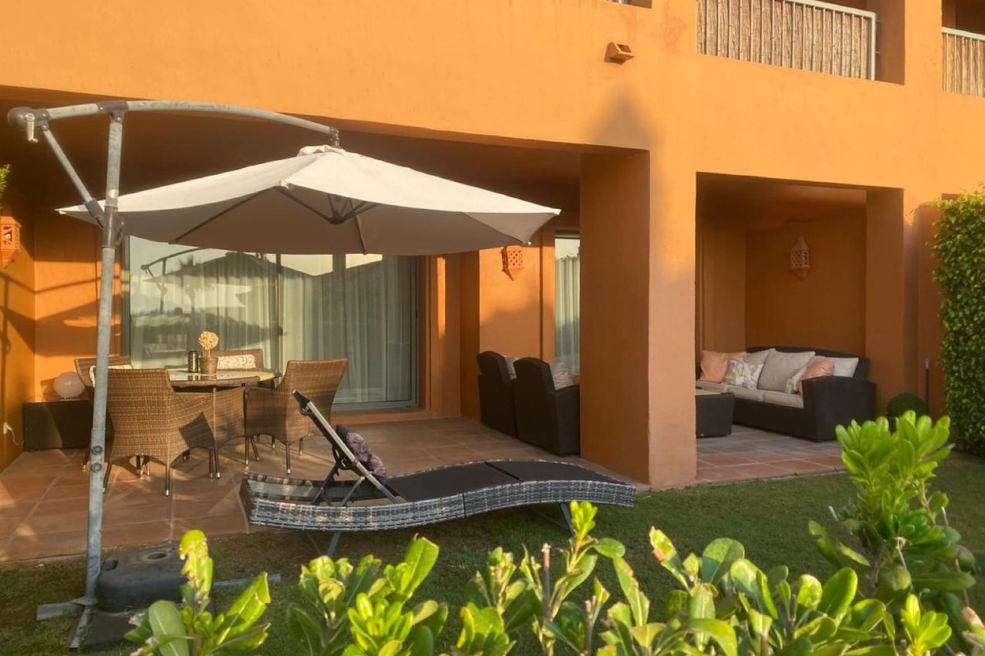 Rynek wtórny - apartment - Estepona - Atalaya