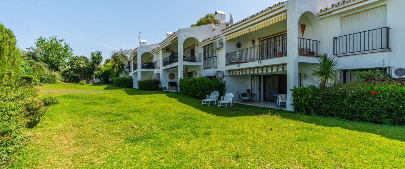 Rynek wtórny - apartment - Estepona - Atalaya