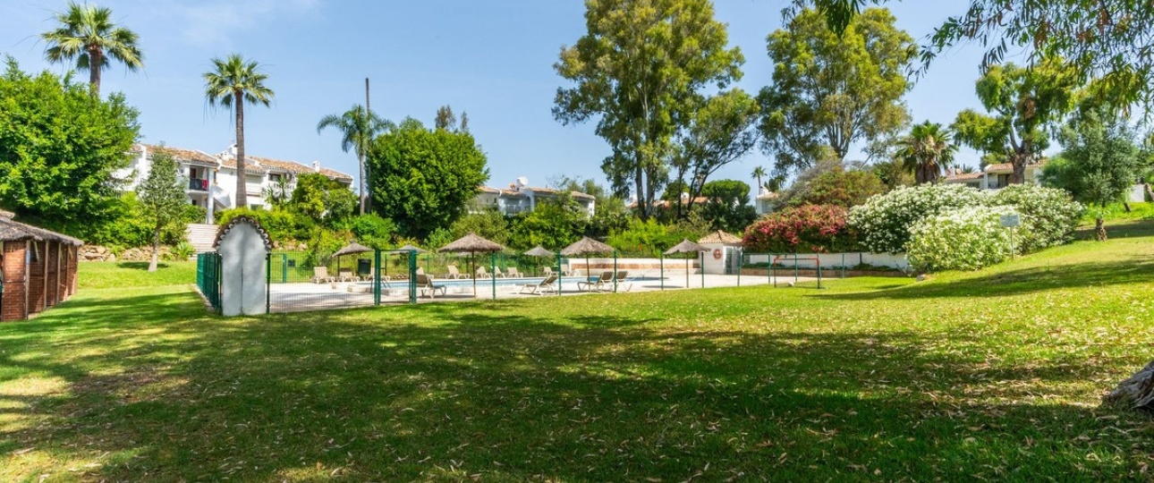 Rynek wtórny - apartment - Estepona - Atalaya