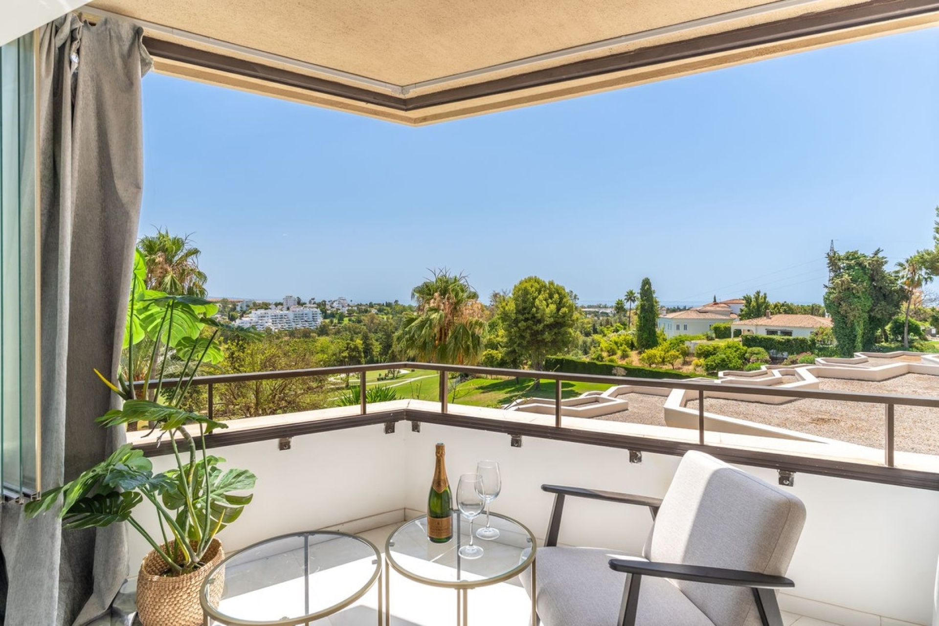 Rynek wtórny - apartment - Estepona - Atalaya