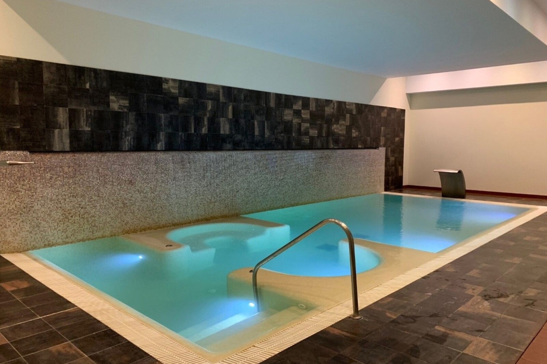 Rynek wtórny - apartment - Estepona - Atalaya