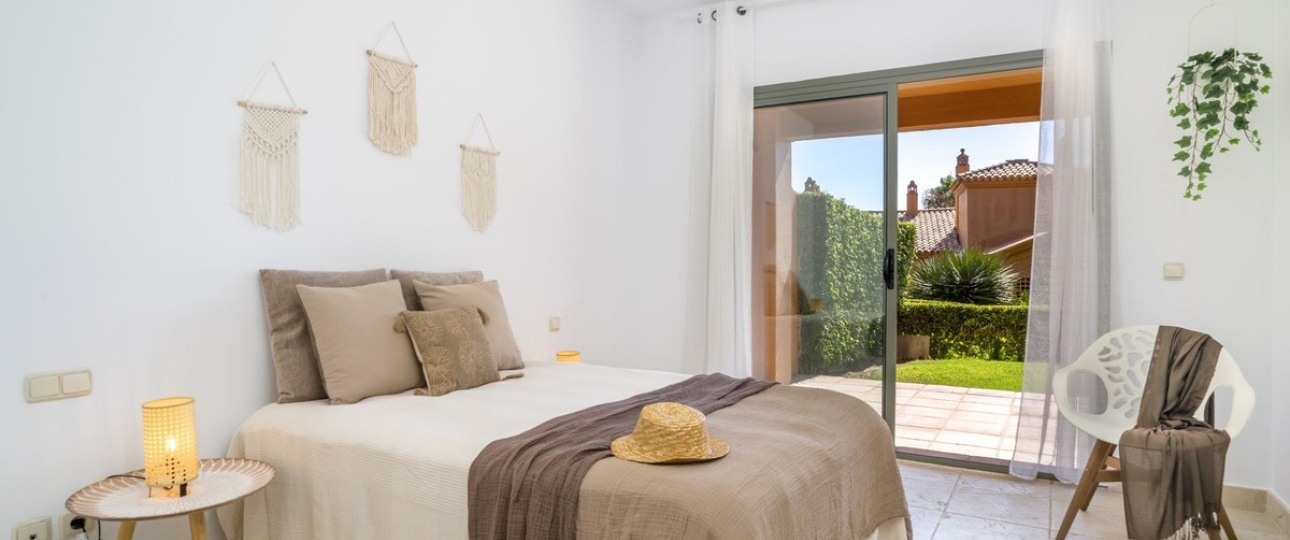 Rynek wtórny - apartment - Estepona - Atalaya