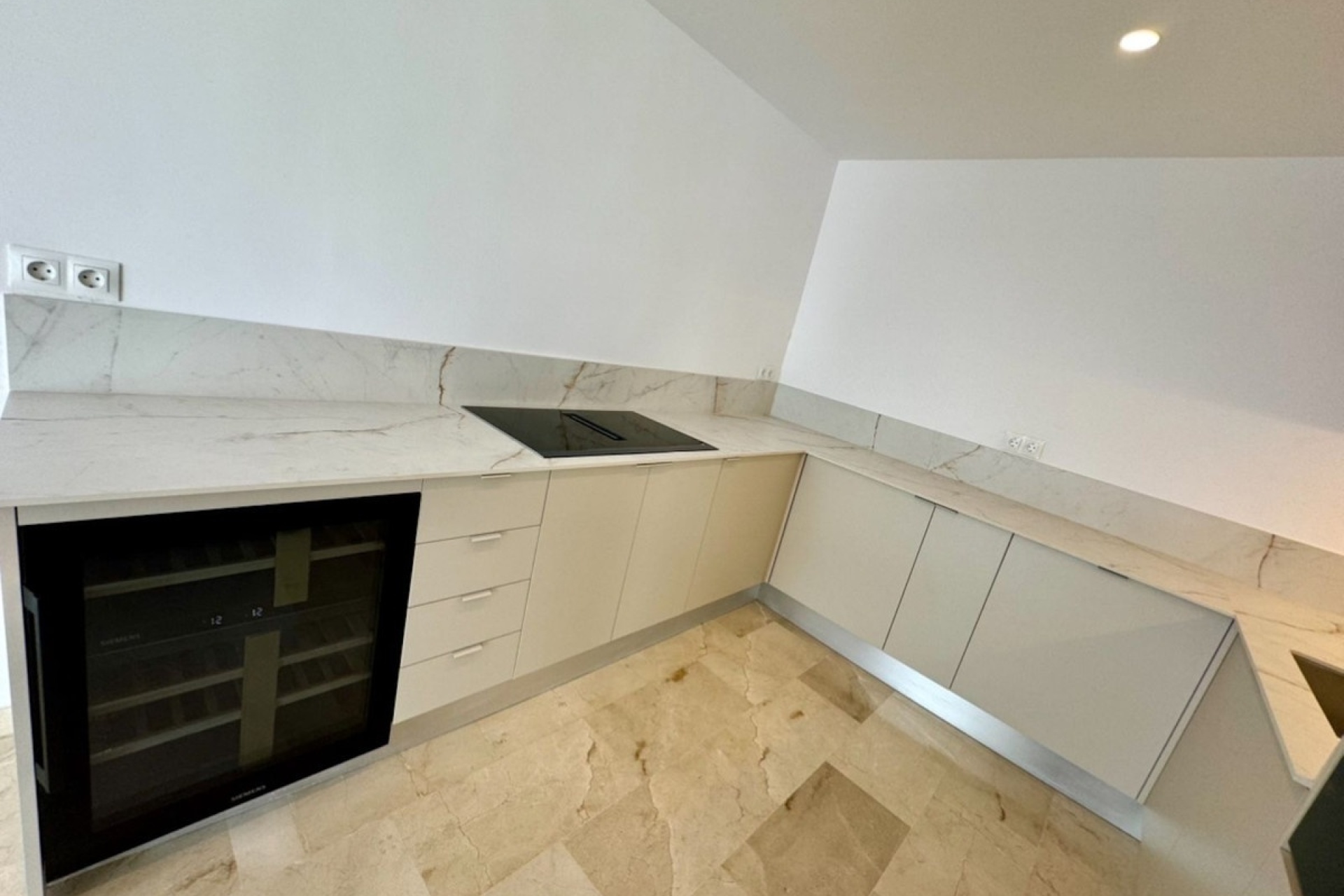 Rynek wtórny - apartment - Estepona - Atalaya