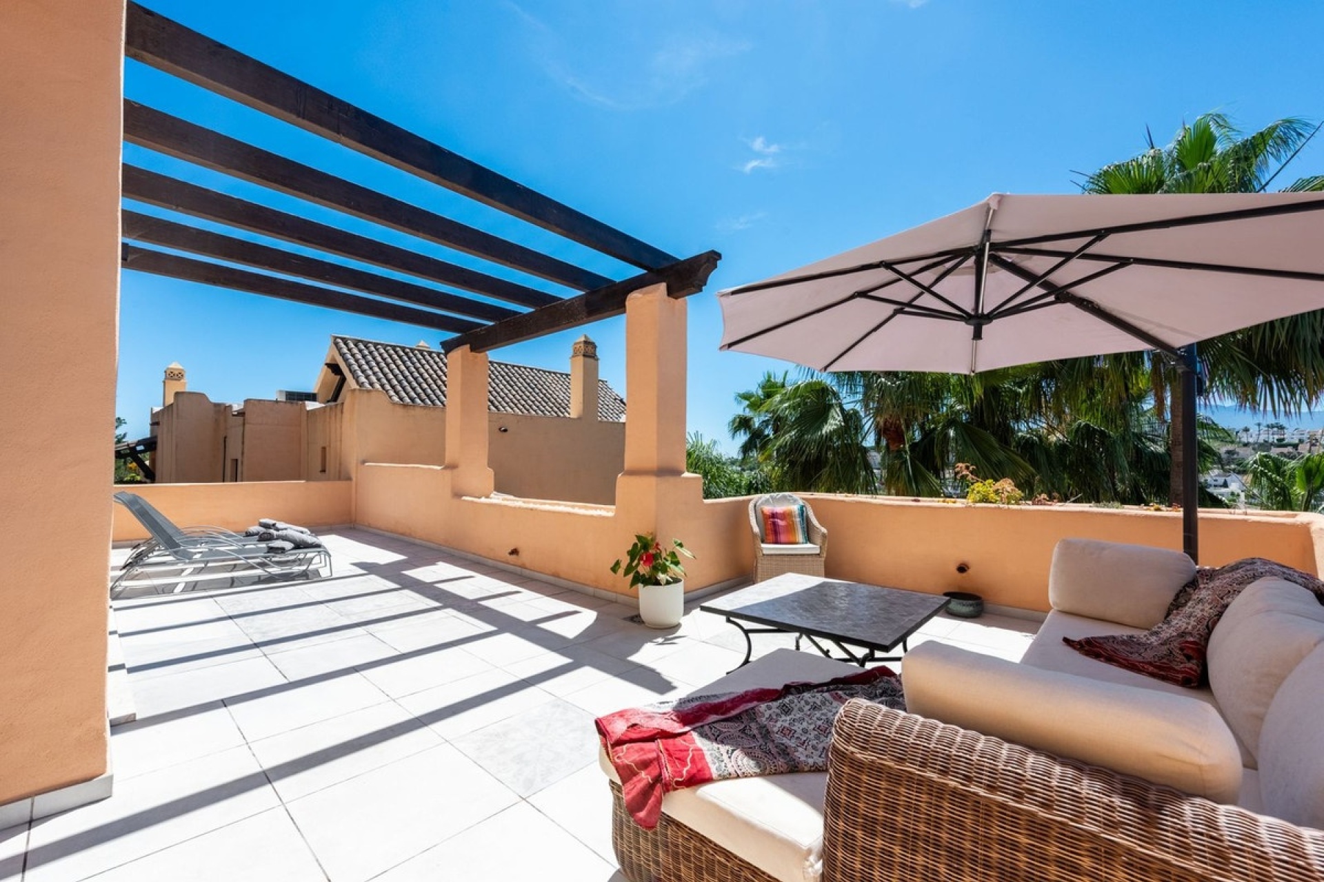 Rynek wtórny - apartment - Estepona - Atalaya
