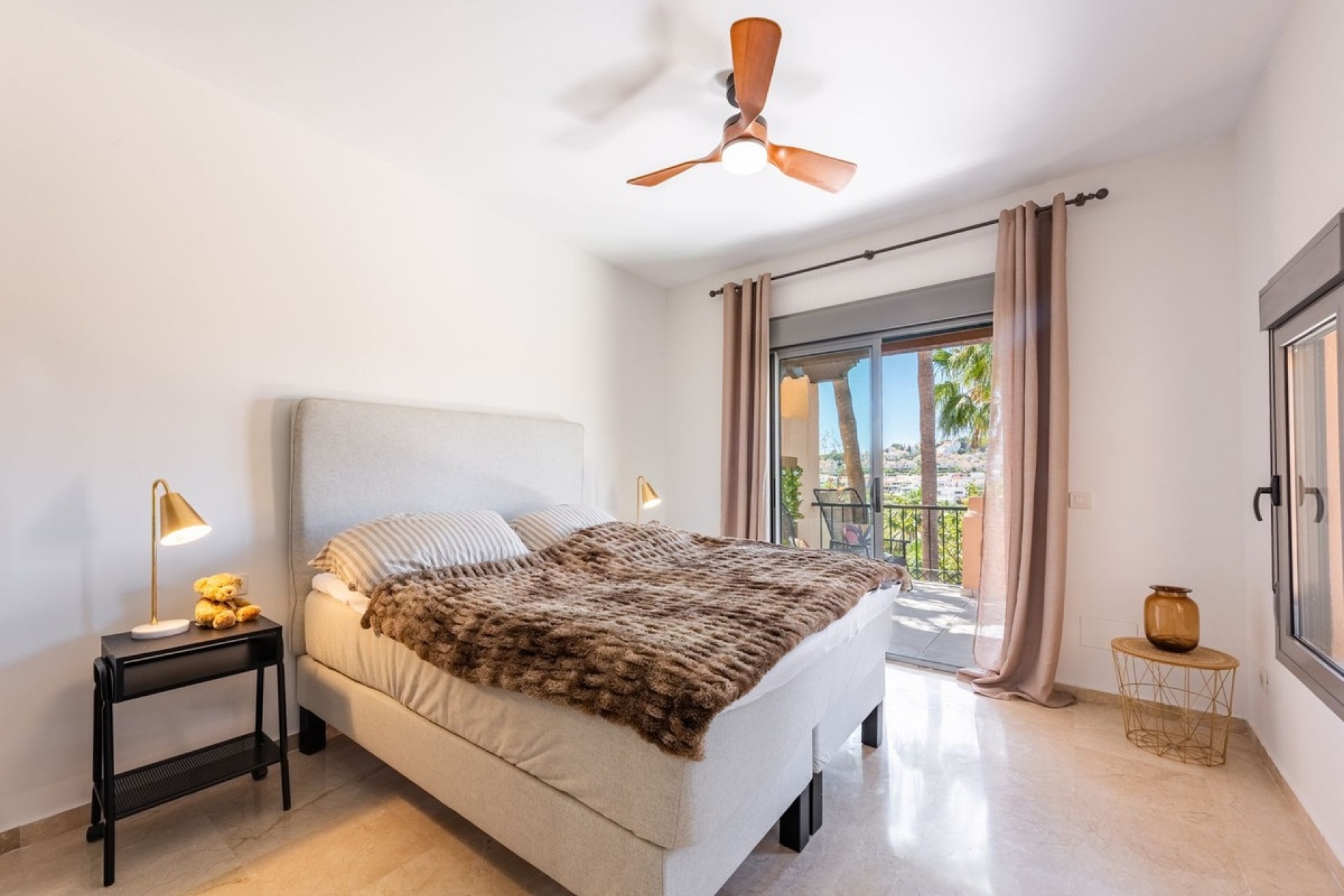 Rynek wtórny - apartment - Estepona - Atalaya