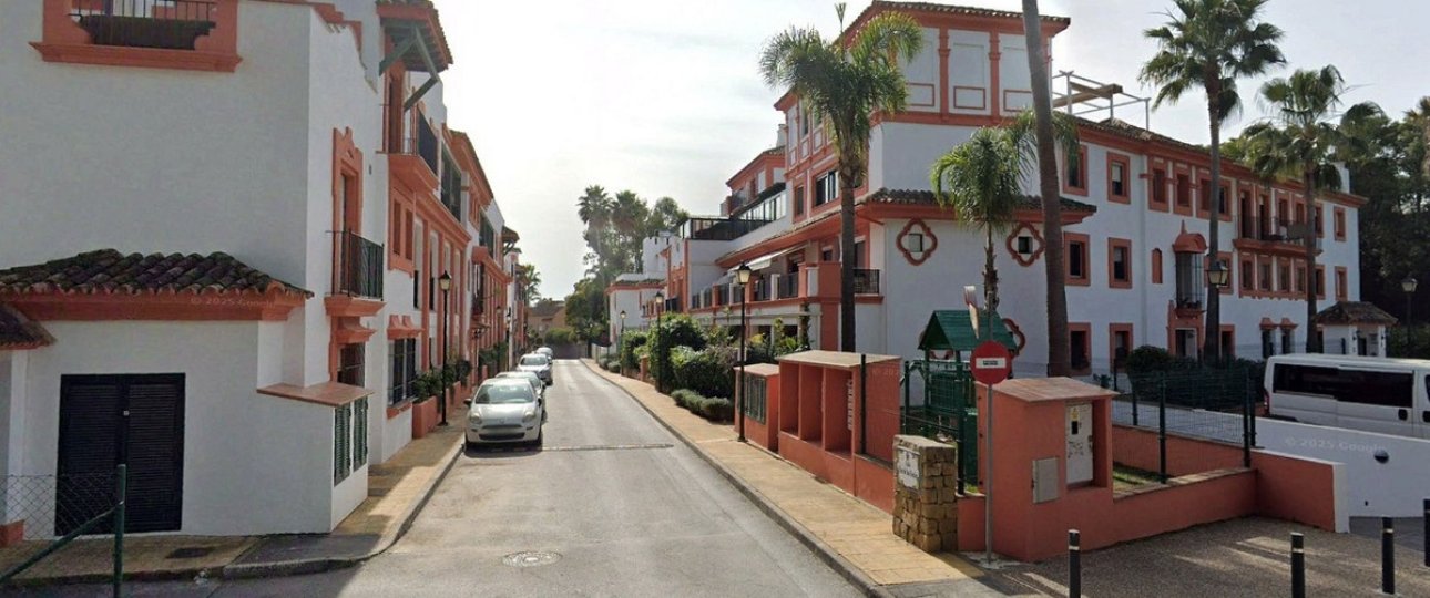 Rynek wtórny - apartment - Estepona - Atalaya