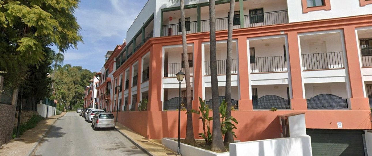 Rynek wtórny - apartment - Estepona - Atalaya