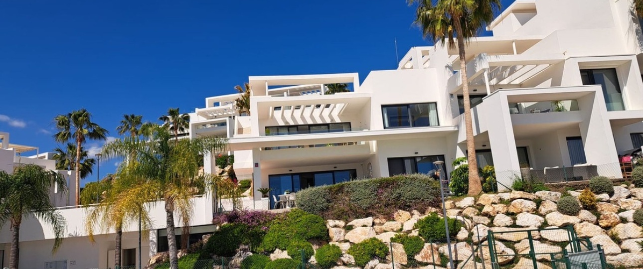 Rynek wtórny - apartment - Estepona - Atalaya