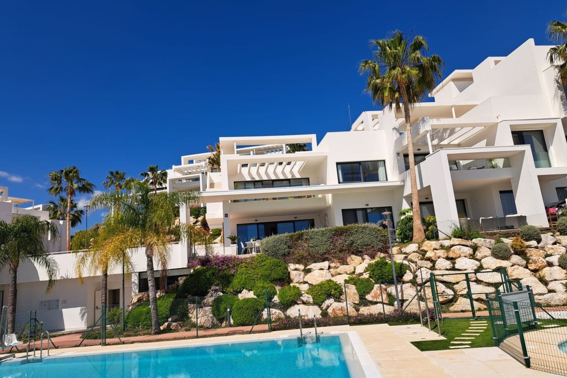 Rynek wtórny - apartment - Estepona - Atalaya