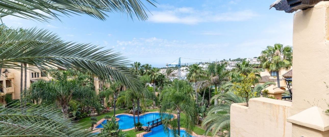 Rynek wtórny - apartment - Estepona - Atalaya
