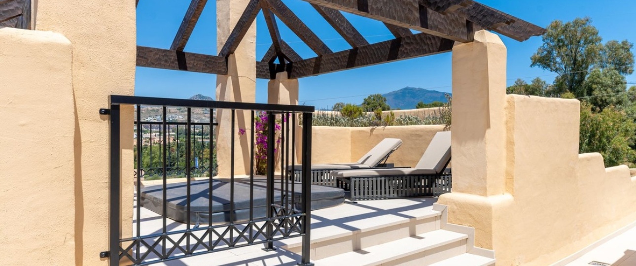 Rynek wtórny - apartment - Estepona - Atalaya