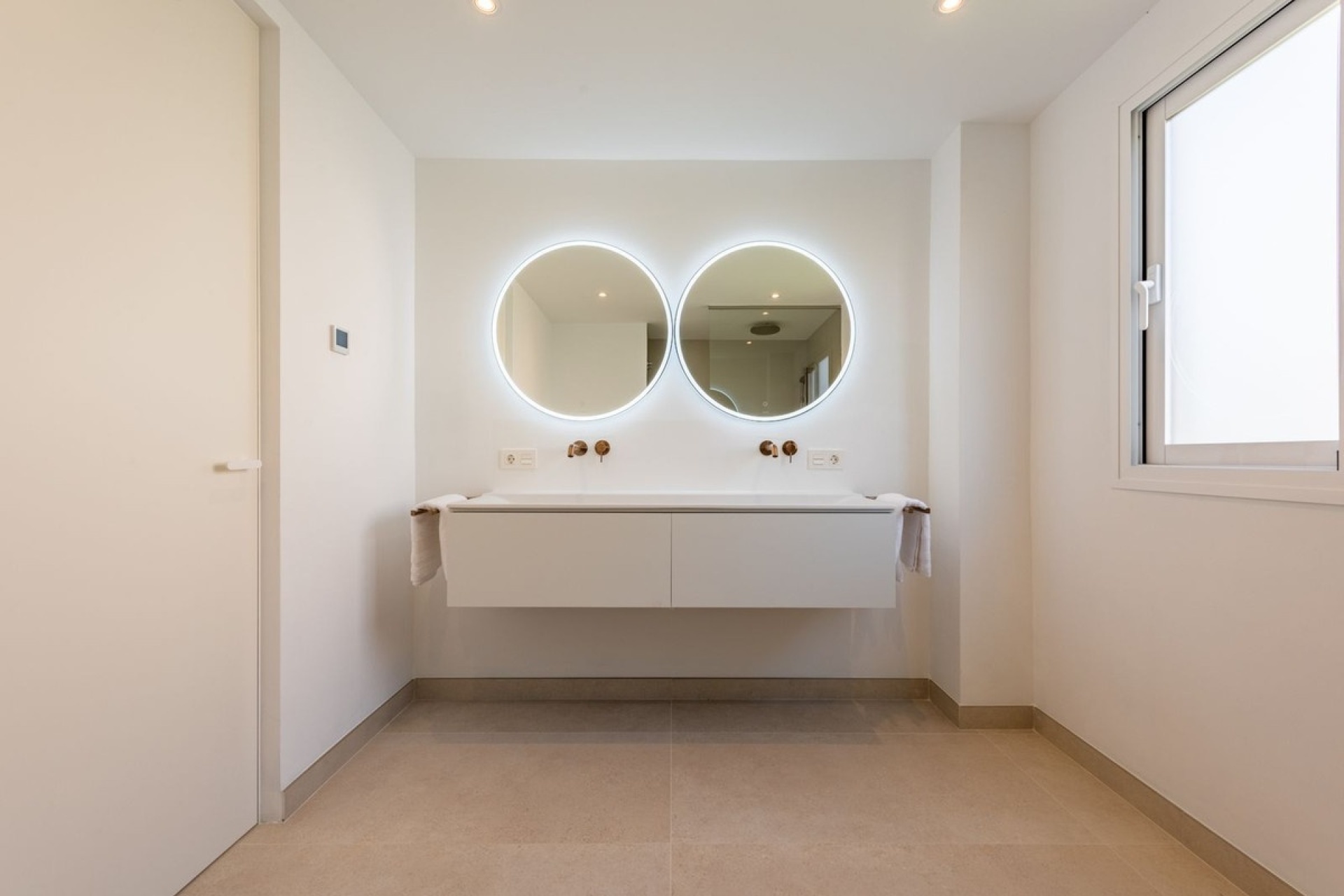 Rynek wtórny - apartment - Estepona - Atalaya
