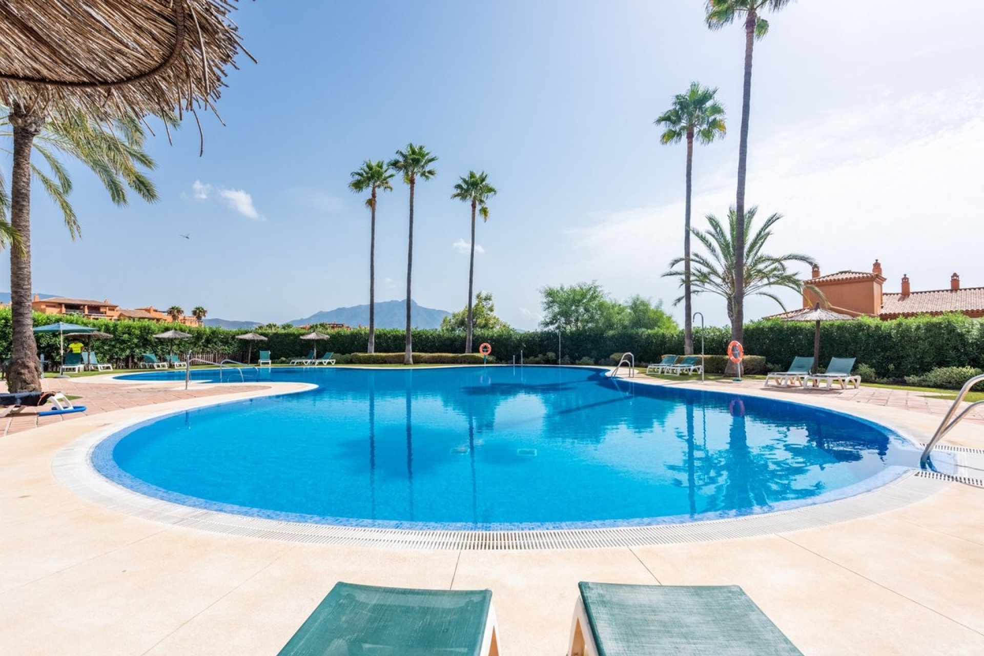 Rynek wtórny - apartment - Estepona - Atalaya