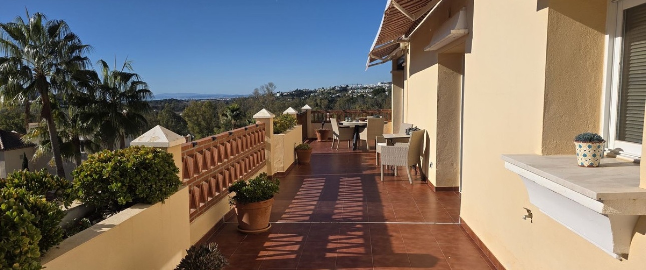 Rynek wtórny - apartment - Estepona - Atalaya