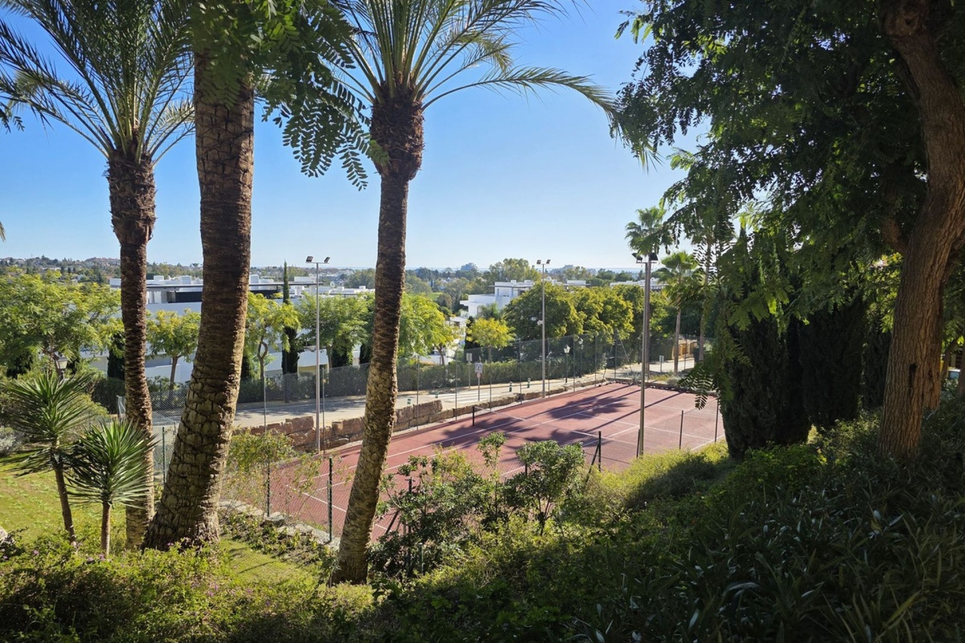 Rynek wtórny - apartment - Estepona - Atalaya