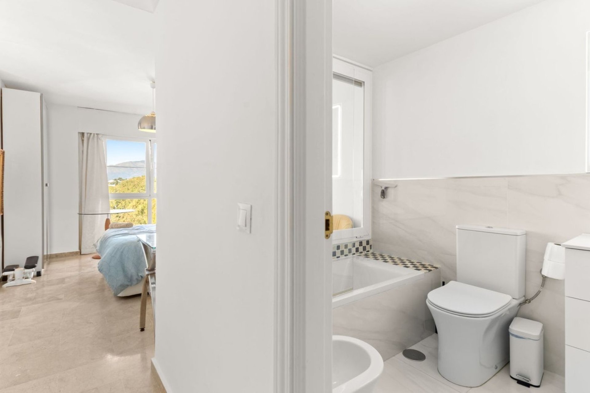 Rynek wtórny - apartment - Estepona - Atalaya