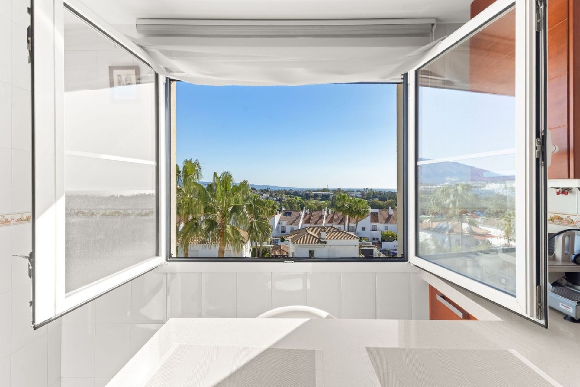 Rynek wtórny - apartment - Estepona - Atalaya