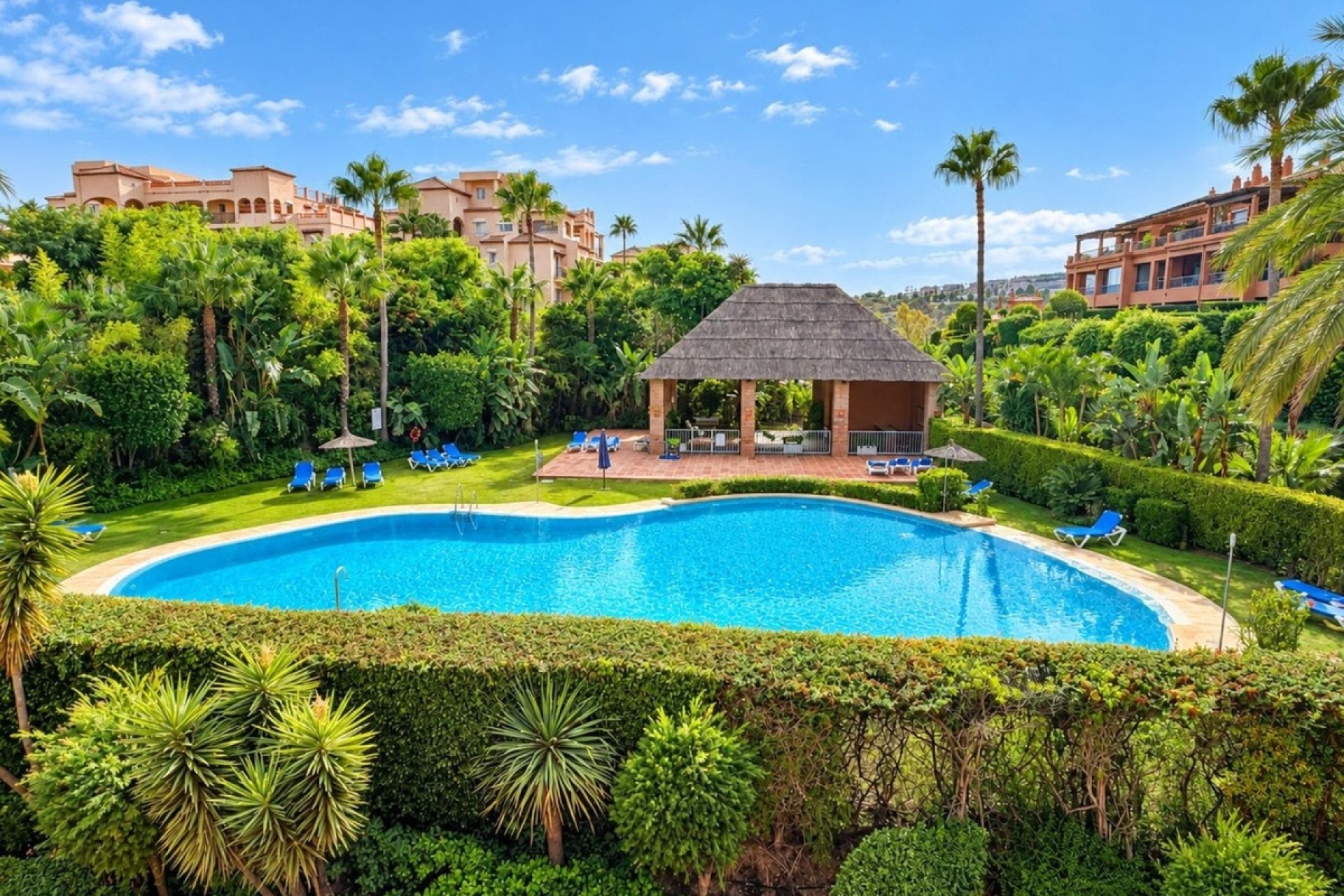 Rynek wtórny - apartment - Estepona - Atalaya