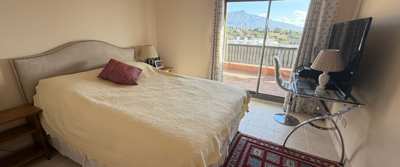 Rynek wtórny - apartment - Estepona - Atalaya