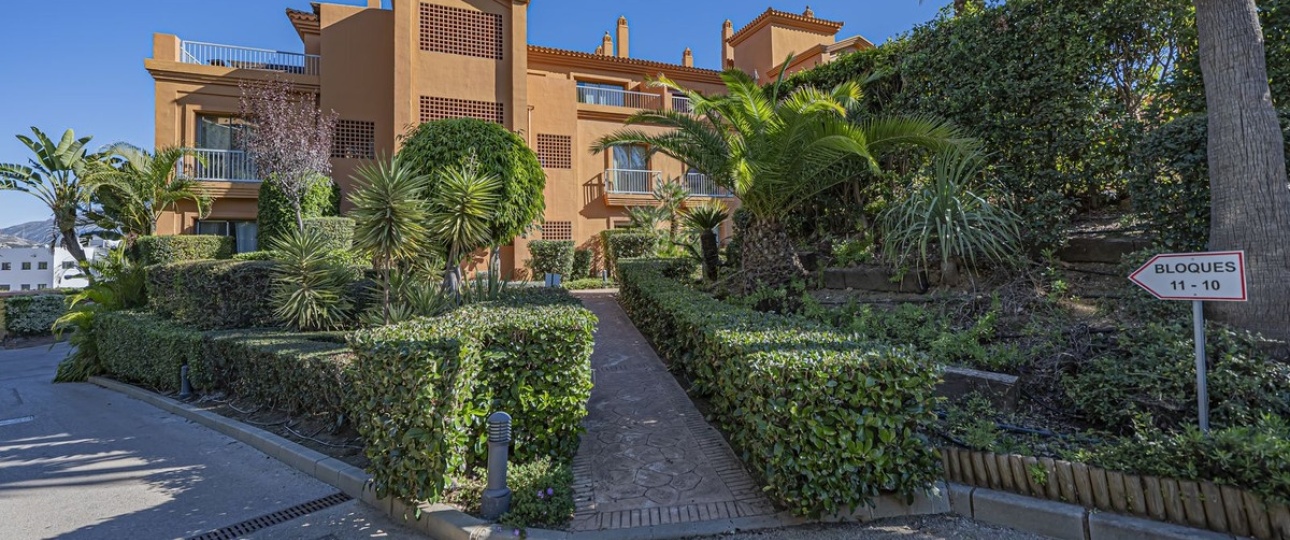 Rynek wtórny - apartment - Estepona - Atalaya