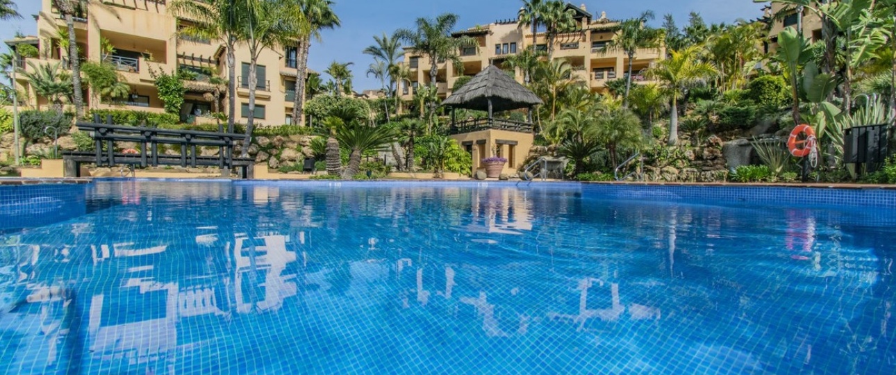 Rynek wtórny - apartment - Estepona - Atalaya