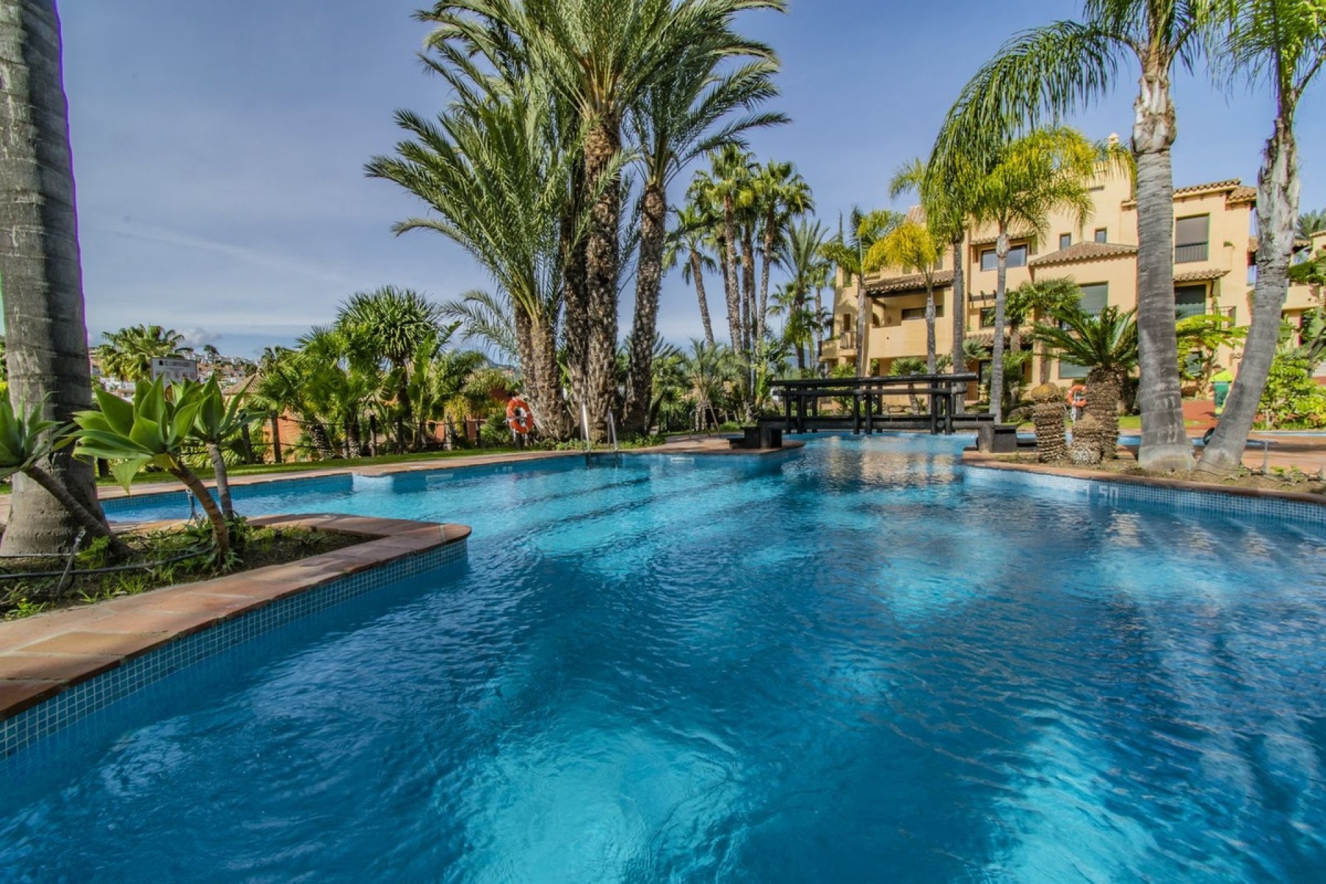 Rynek wtórny - apartment - Estepona - Atalaya