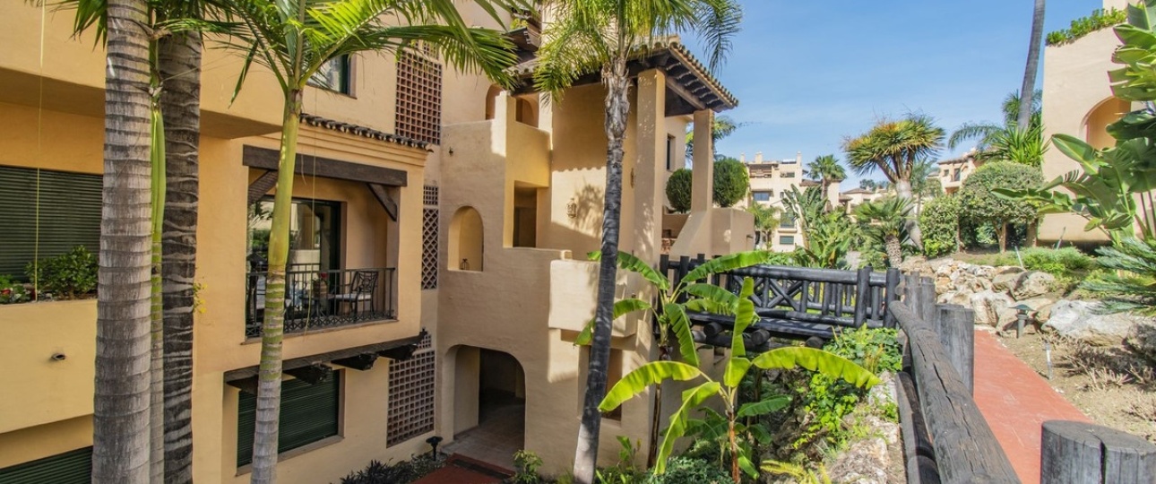 Rynek wtórny - apartment - Estepona - Atalaya