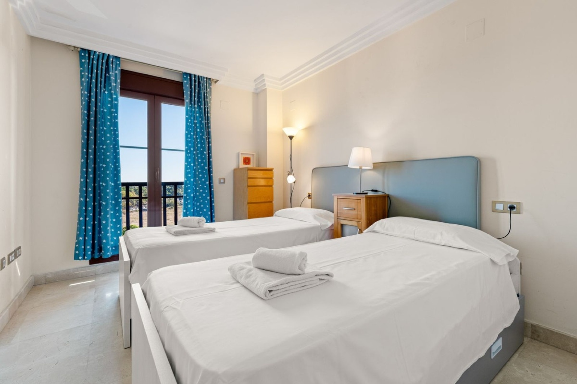 Rynek wtórny - apartment - Estepona - Atalaya