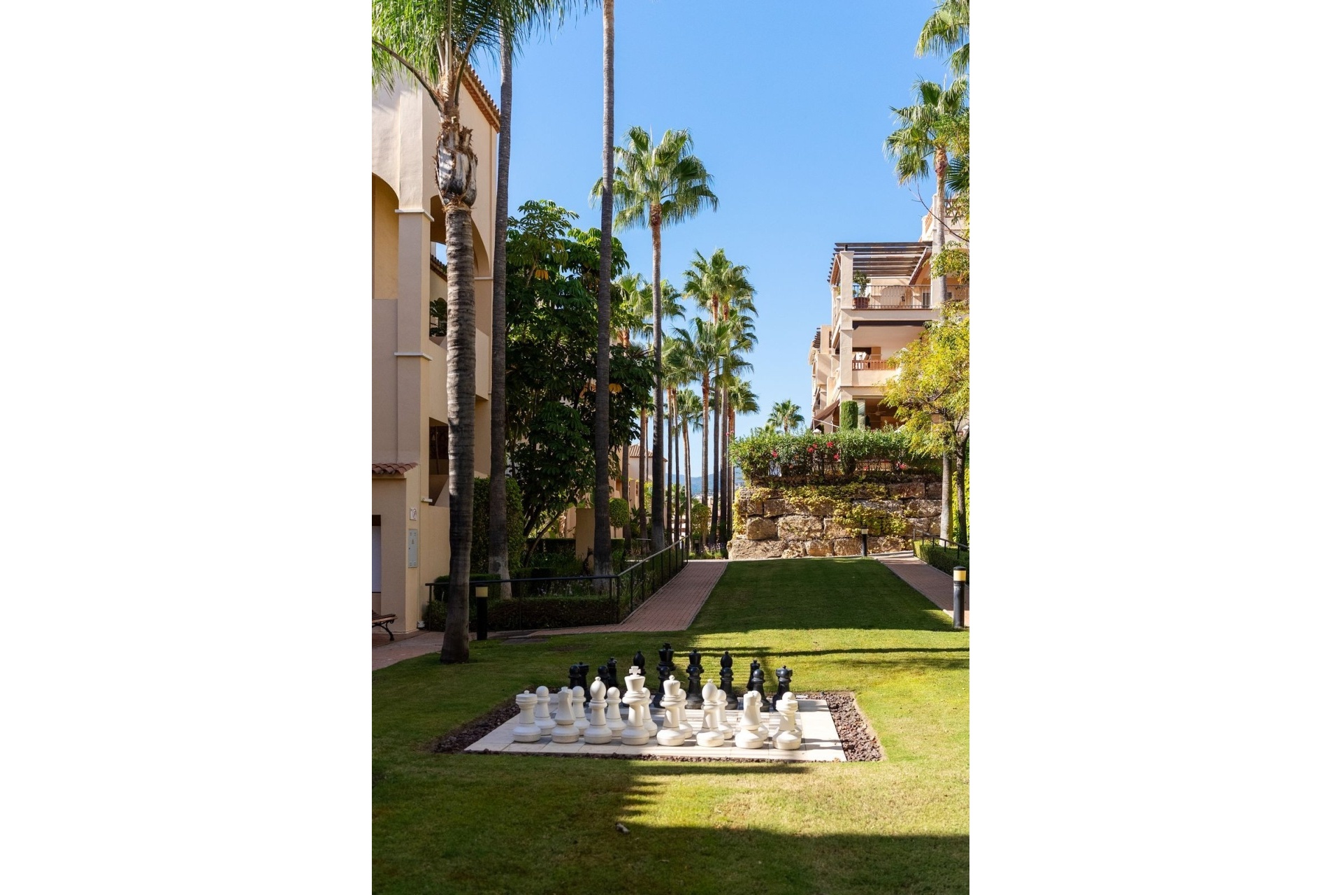 Rynek wtórny - apartment - Estepona - Atalaya
