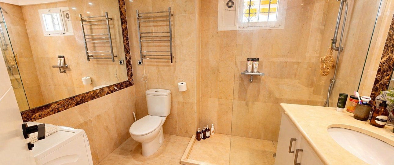 Rynek wtórny - apartment - Estepona - Atalaya