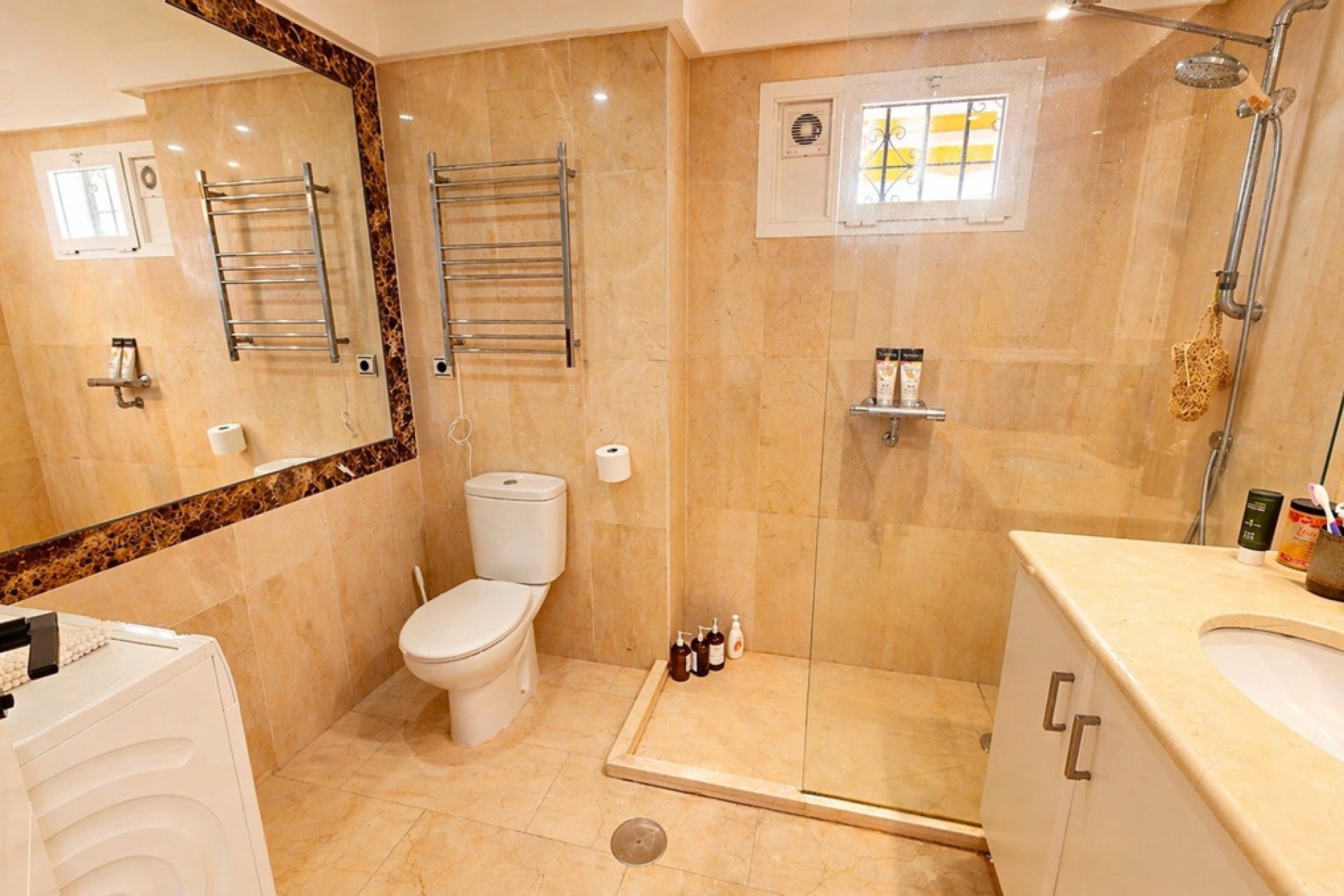 Rynek wtórny - apartment - Estepona - Atalaya