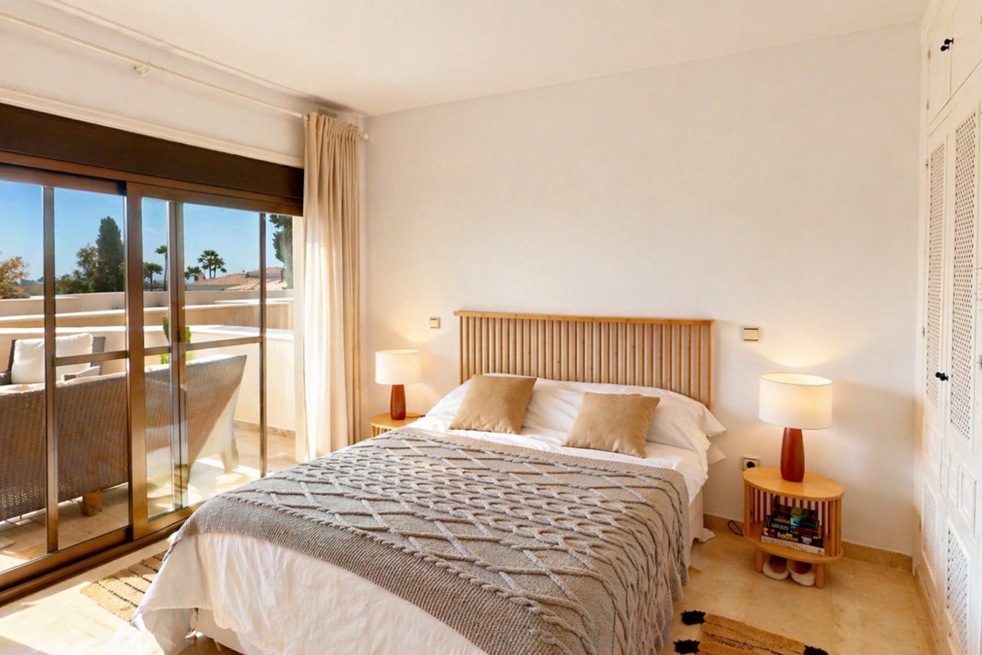 Rynek wtórny - apartment - Estepona - Atalaya