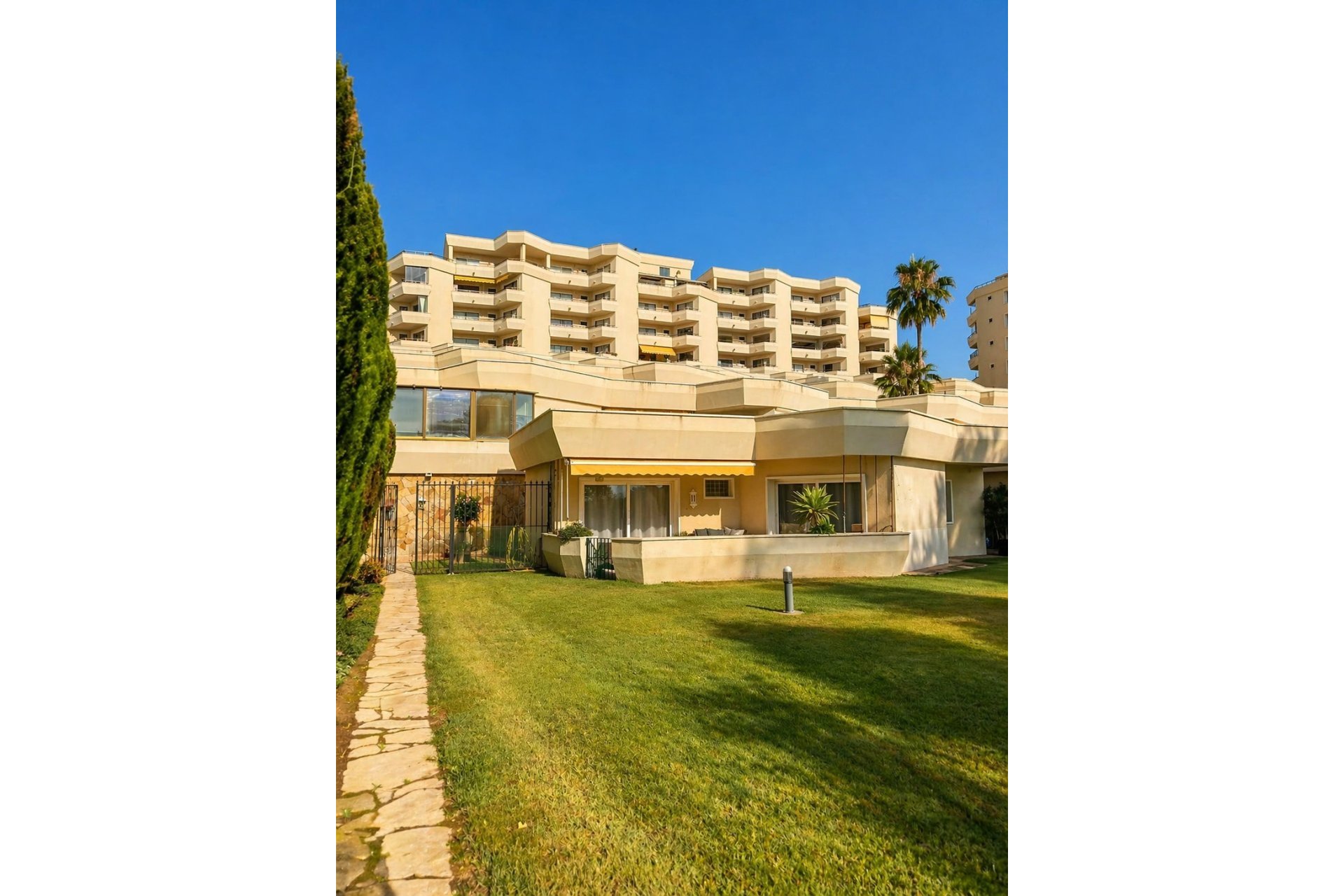 Rynek wtórny - apartment - Estepona - Atalaya