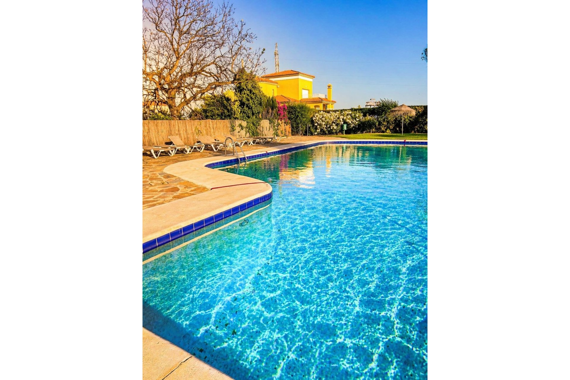 Rynek wtórny - apartment - Estepona - Atalaya