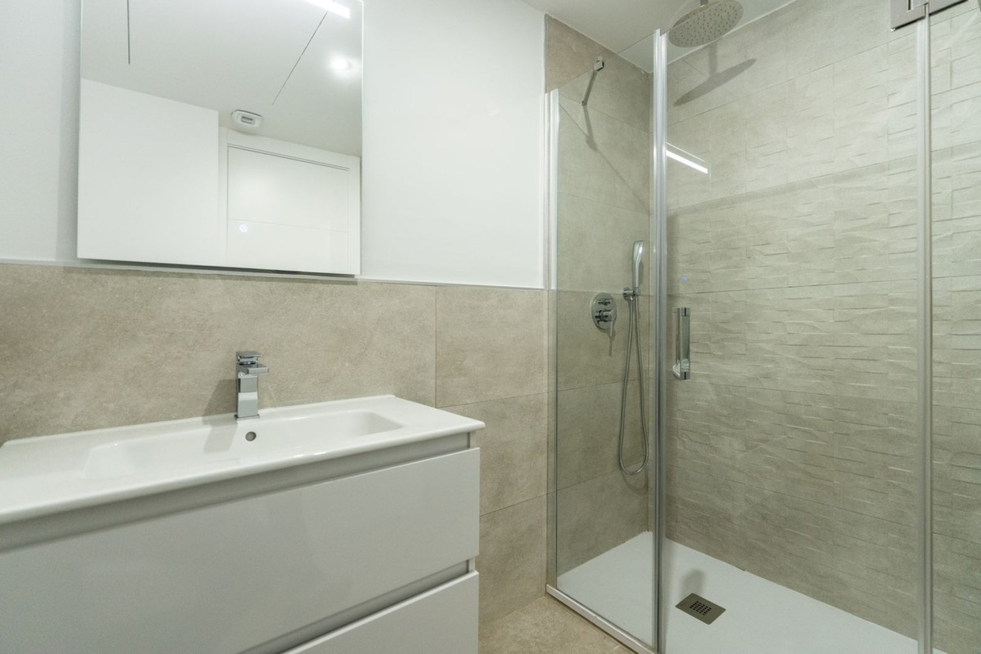 Rynek wtórny - apartment - Estepona - Bel Air