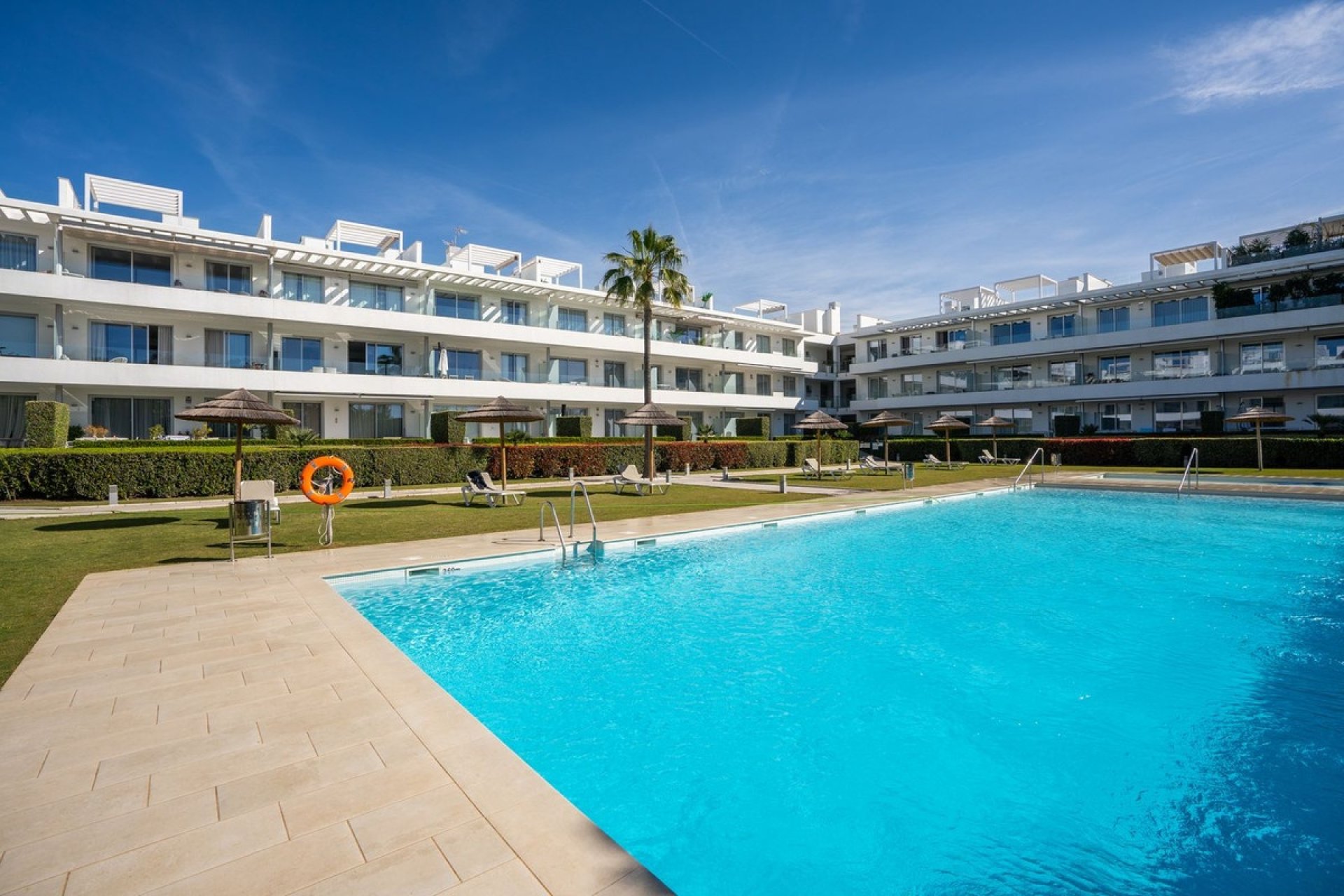 Rynek wtórny - apartment - Estepona - Bel Air