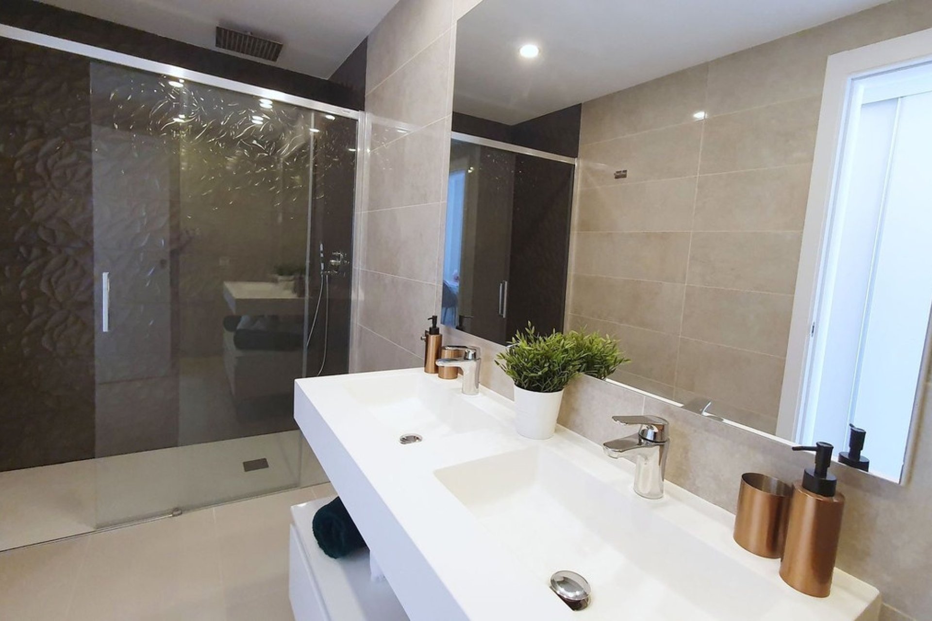 Rynek wtórny - apartment - Estepona - Bel Air