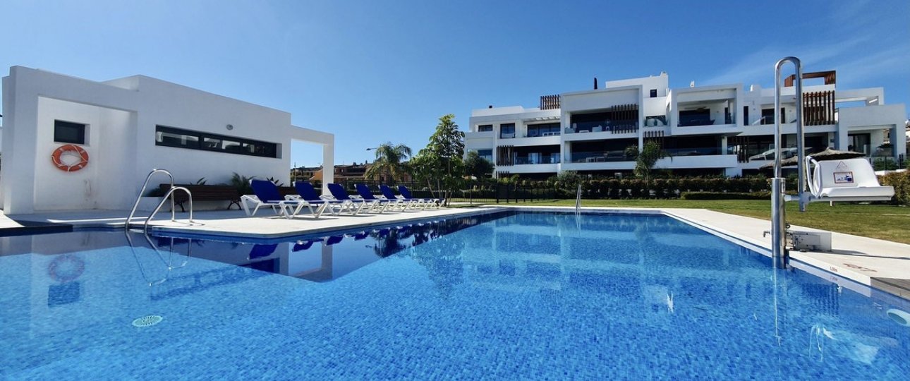 Rynek wtórny - apartment - Estepona - Bel Air